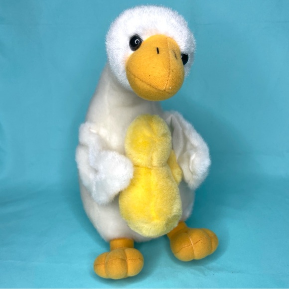 Vintage Ganz Mother Goose with Baby Plush - Picture 2 of 11